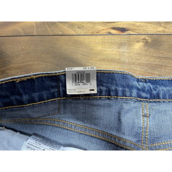 Levis 505 Jeans Men's Size 36x32 Straight Leg Regular Fit Stretch Blue Denim NWT - Picture 6 of 15